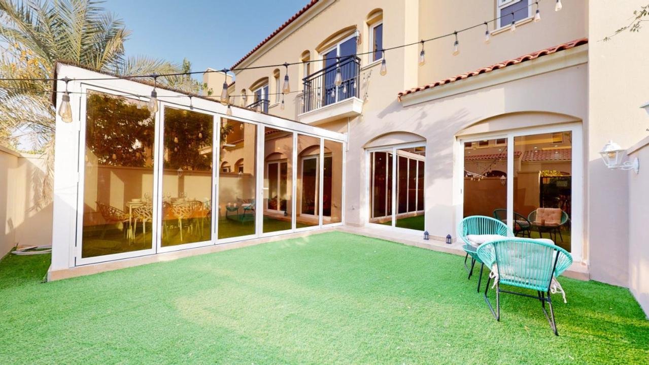 Bella Casa At Serena - Peaceful Three Bed Villa Dubai Exterior foto